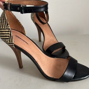 Madewell size 10 Black and Tan Woven stiletto heels Women's sandals